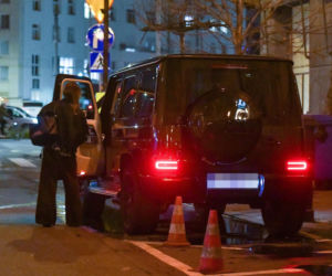 Anna Lewandowska parkuje na zakazie