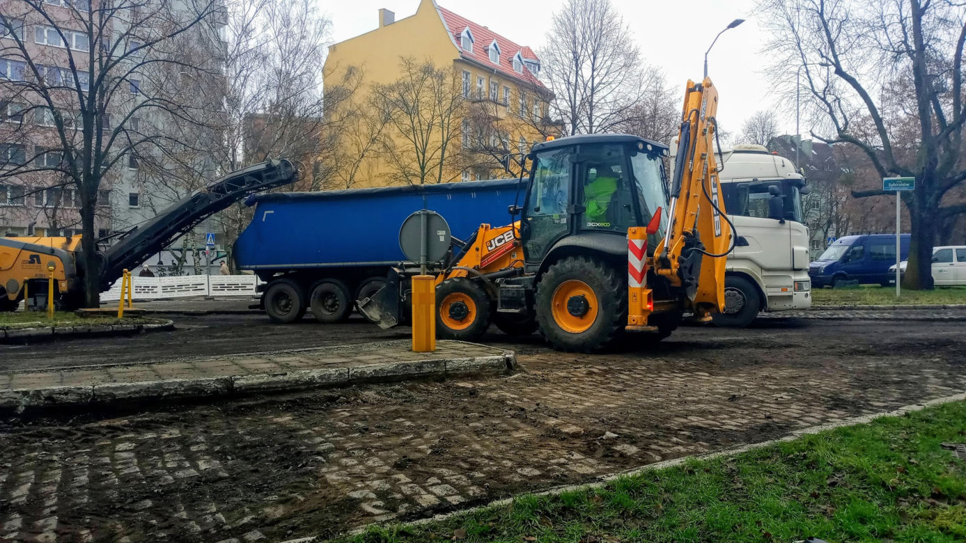 Ruszyła przebudowa torowisk na Niebuszewie