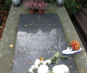 Odwiedź groby znanych