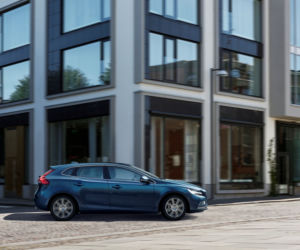 Volvo V40 lifting 2017