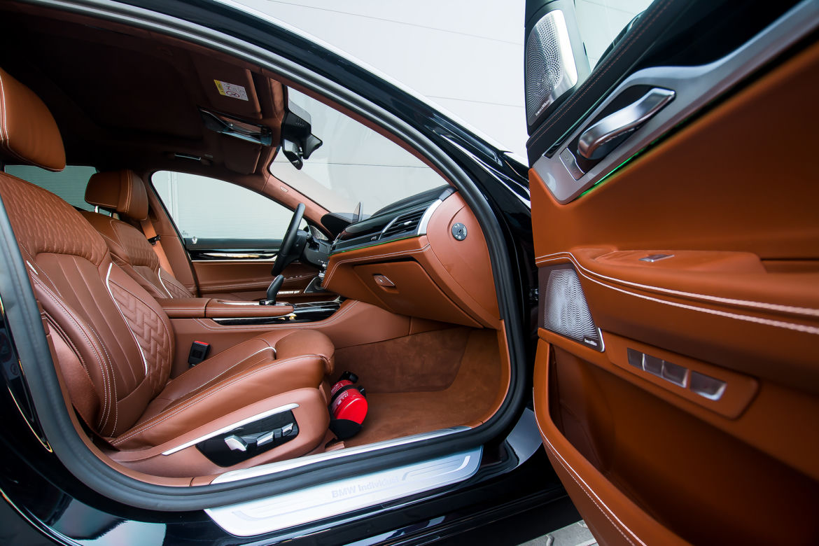 BMW serii 7 G12 wnętrze pakiet BMW Individual