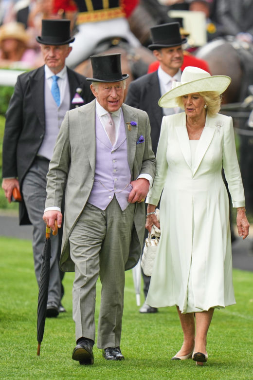 Książę Harry i jego żona Meghan wracają do Wielkiej Brytanii