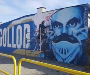 Tomasz Gollob ma w Bydgoszczy swoją ścianę. Na ul. Nakielskiej powstaje mural z żużlowcem w roli głównej! [ZDJĘCIA]