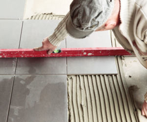 Fachowcy się cenią. Oto cennik usług budowlanych w 2025 roku