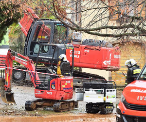 Lawina zmiażdżyła dom. 32-latek zginął, ratując kobietę