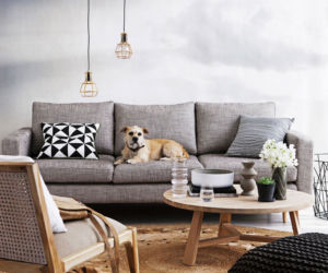 Szara sofa