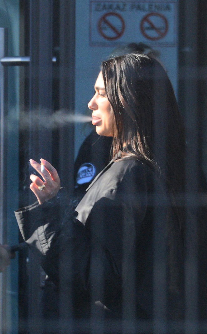 Dua Lipa pali na zakazie