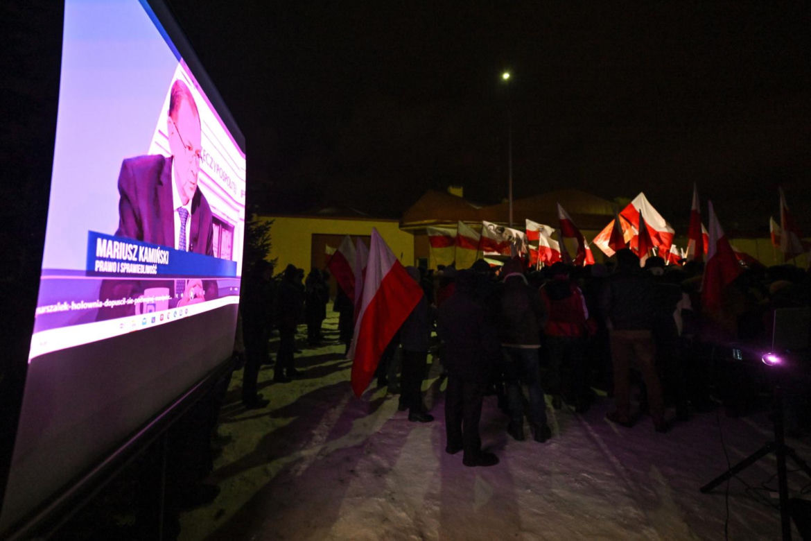 Prostest przed Aresztem Śledczym w Radomiu