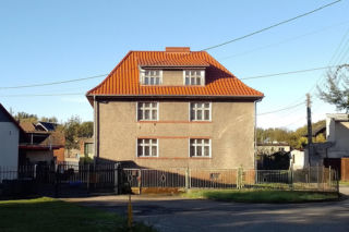 To jedno z najpiękniejszych miast na Śląsku. Produkowano w nim części do samolotów, a w PRL-u było wsią