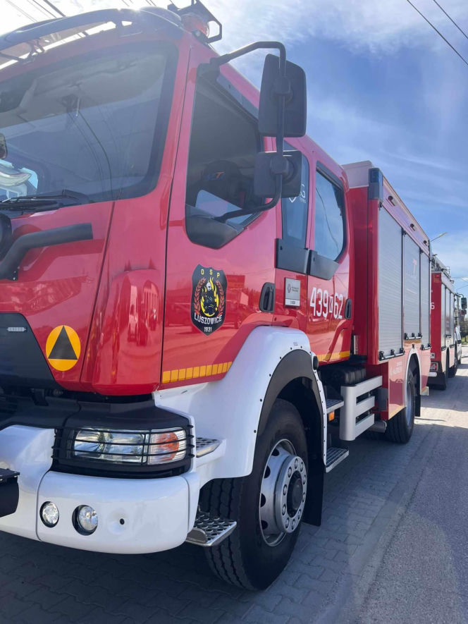 Ewakuacja szkoły w Luszowicach. Budynek musiało opuścić 265 osób