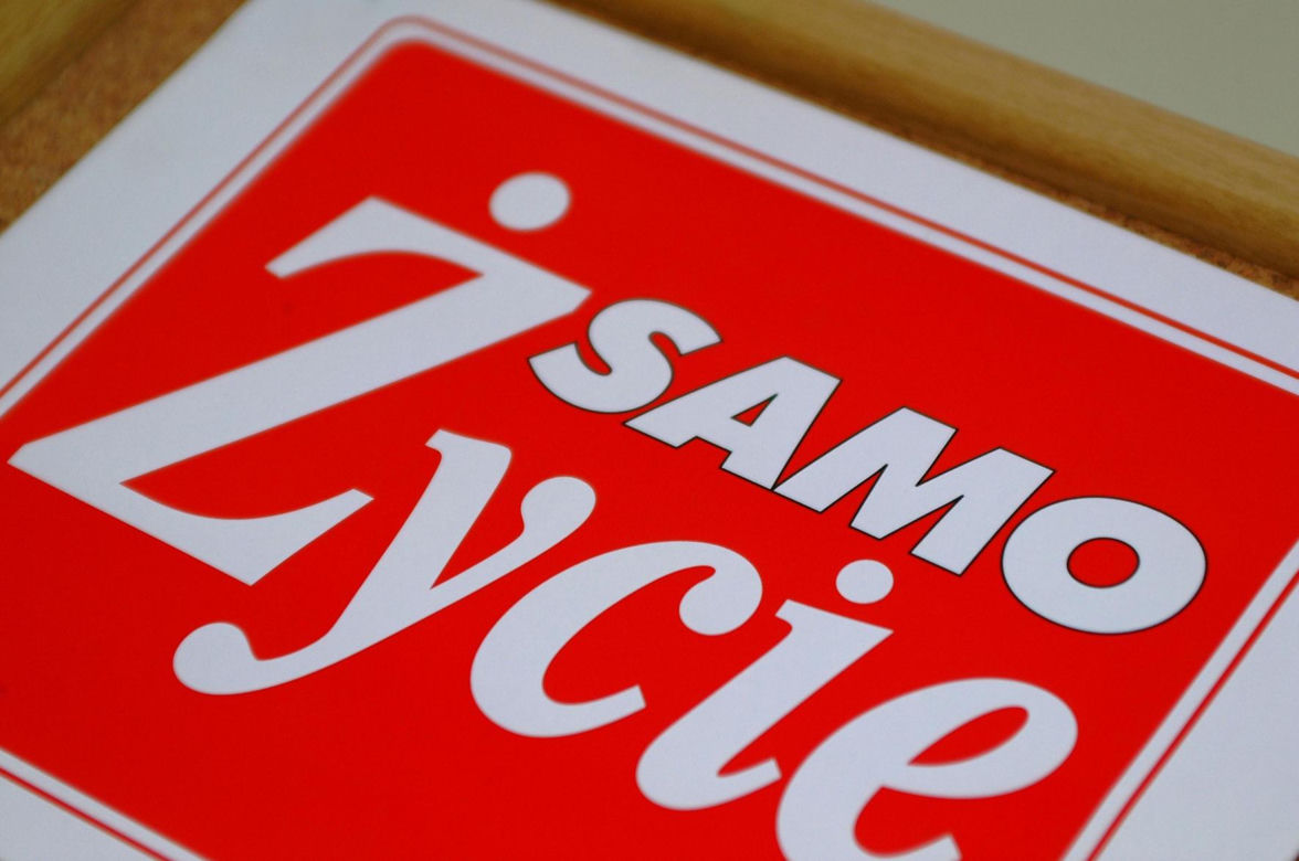 „Samo życie” przyniosło im ogromną popularność. Tak dziś wyglądają gwiazdy serialowego hitu