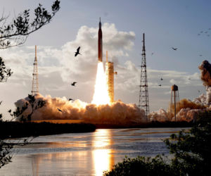 Chwile grozy kosmonautów lecących w stronę Księżyca! Dostali niepokojącą wiadomość