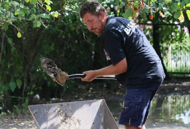 Rolnicy. Podlasie. Tak kiedyś mieszkali Gienek i Andrzej z Plutycz. Fani mogą być w szoku!