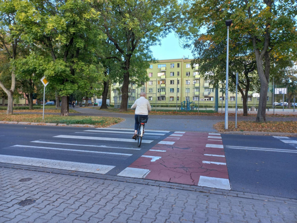 Będą zmiany w ruchu pieszo-rowerowym na 55 Pułku Piechoty w Lesznie. Z inicjatywy prezydenta