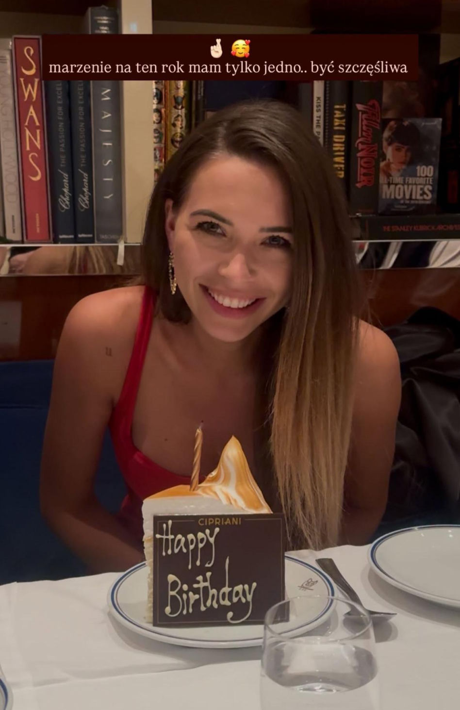 Sandra Kubicka pokazuje mężowi co stracił