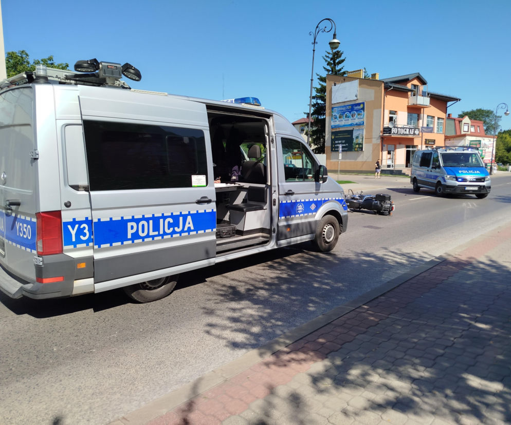 Zderzenie motocyklisty z osobówką na ul. Wojskowej w Siedlcach