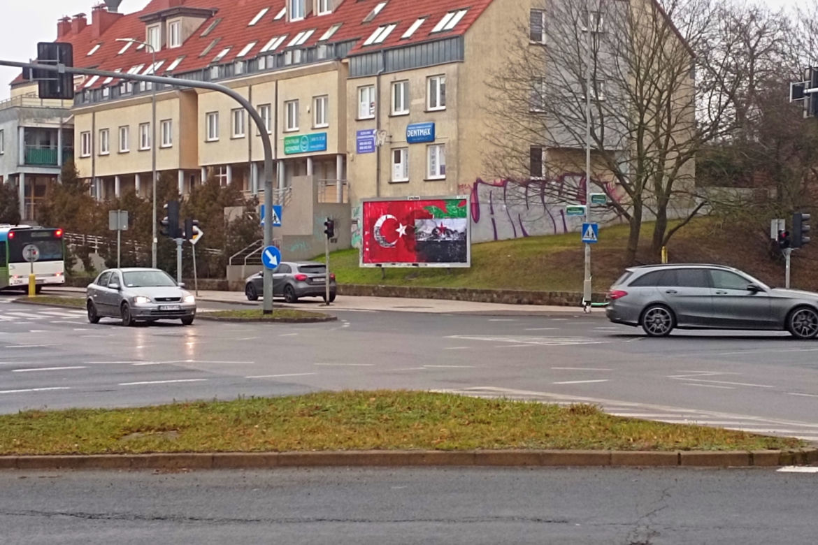 Mural - solidarność z ofiarami trzęsienia ziemi w Turcji i Syrii
