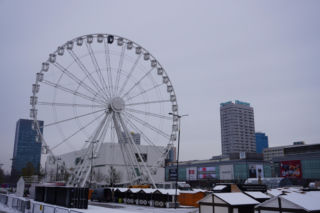 Jarmark Warszawski na placu Defilad na kilka dni przed startem imprezy