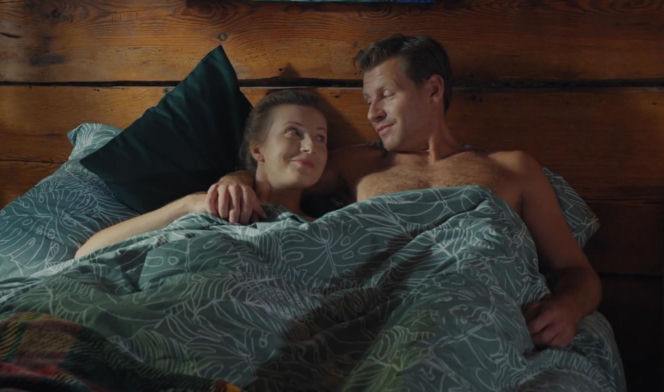 M jak miłość odc. 1910. Natalka (Dominika Suchecka), Adam Karski (Patryk Szwichtenberg)