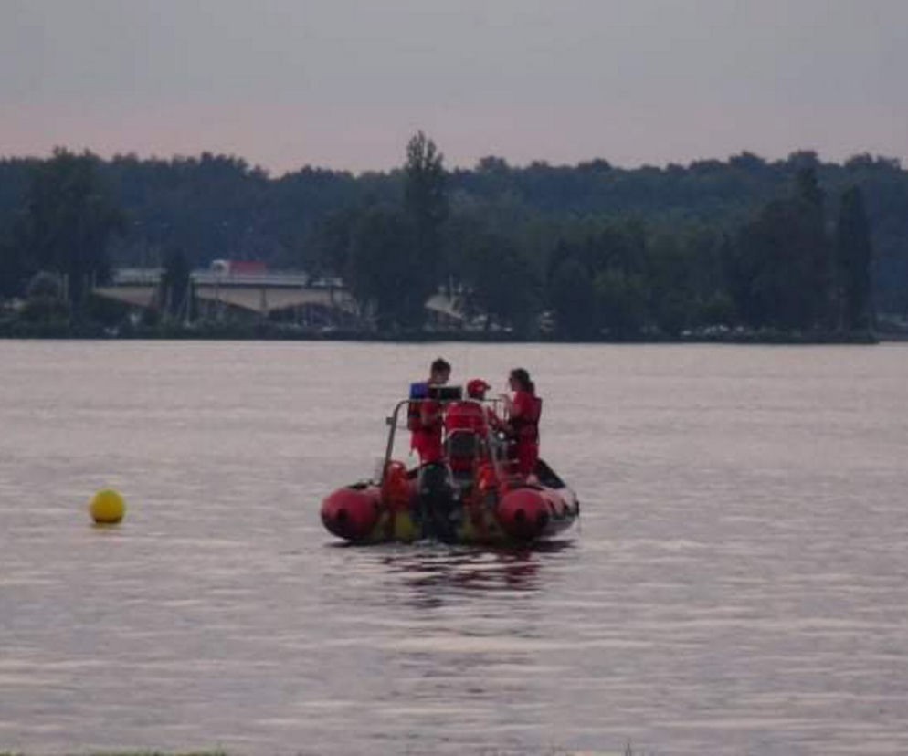 Tragedia na dzikiej plaży w Nieporęcie