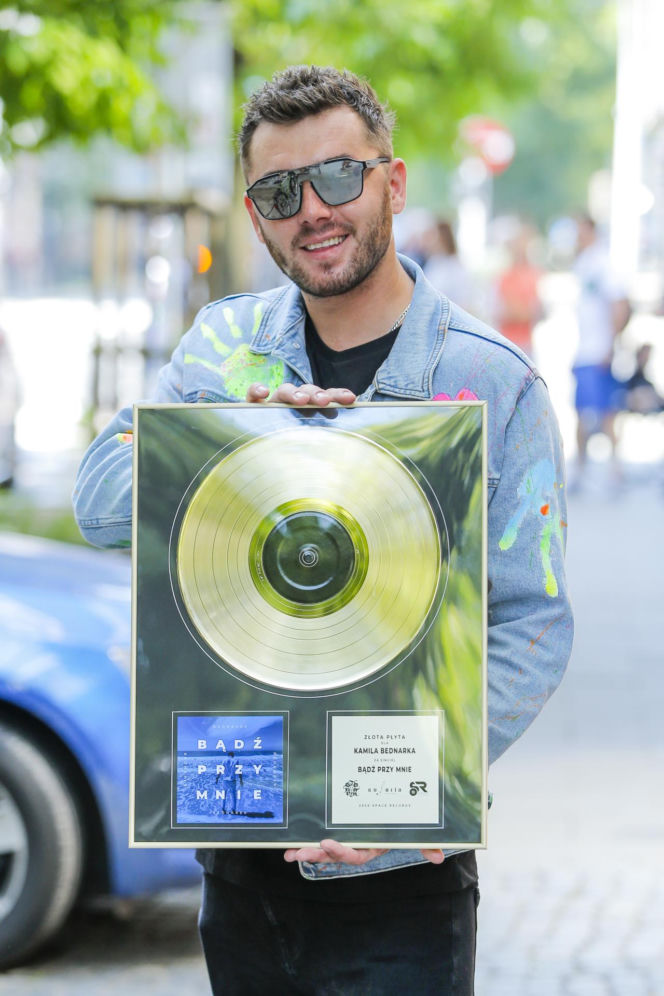Kamil Bednarek zabierze fanów w podróż przez 18 lat kariery