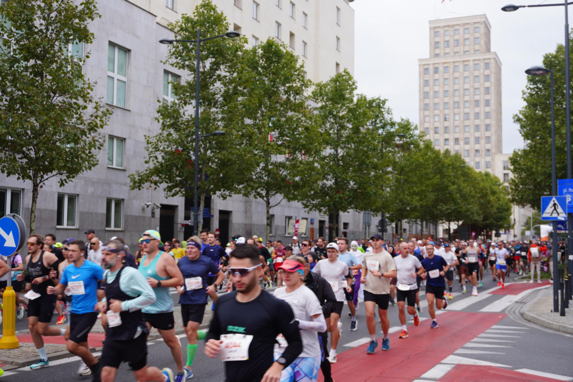 Uczestnicy Maratonu Warszawskiego 2025