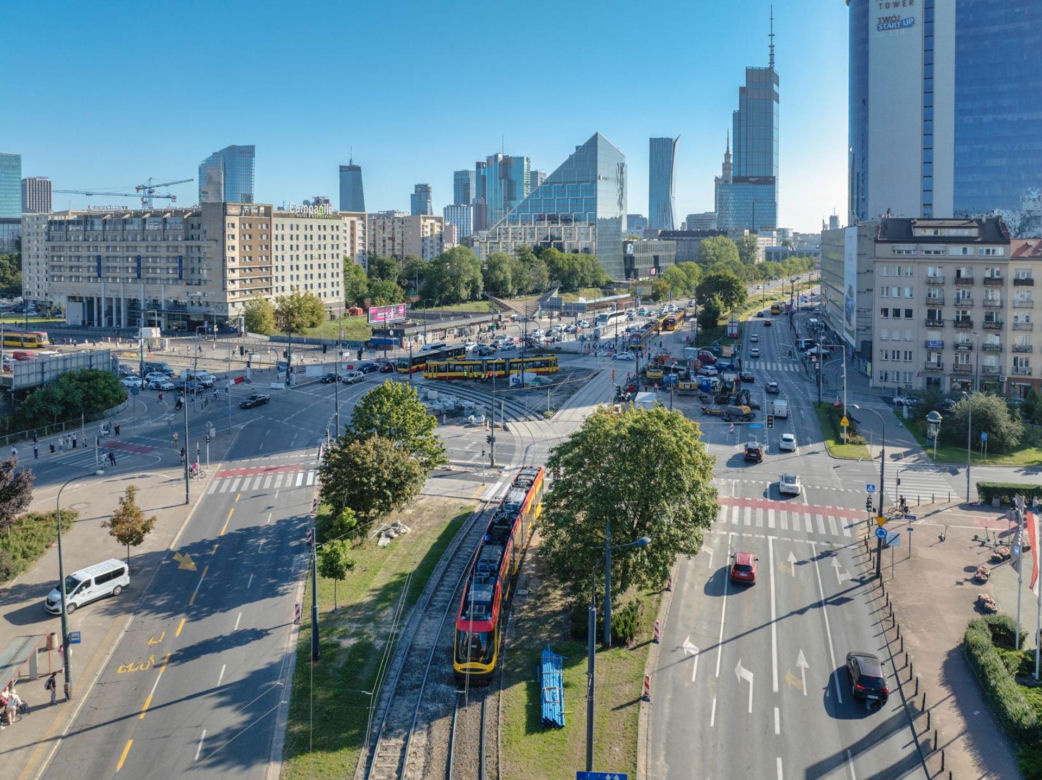 Plac Zawiszy przed i po remoncie