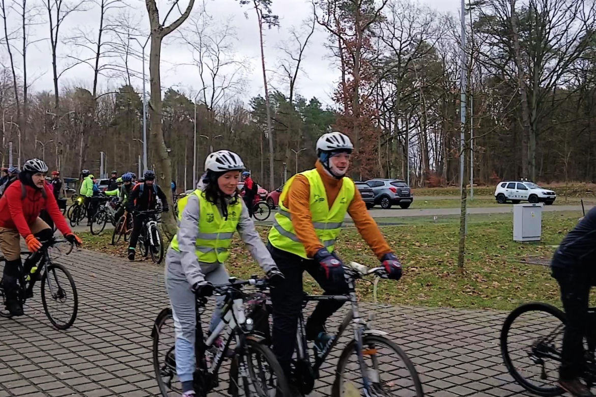 Szczecińscy rowerzyści powitali 2025 rok