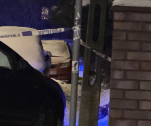 Tajemniczy atak w Ursusie. Mężczyzna raniony nożem w pośladek, sprawcy brak