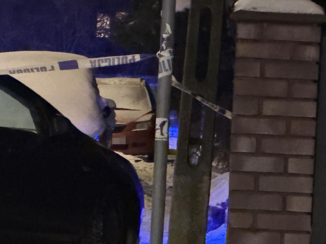 Tajemniczy atak w Ursusie. Mężczyzna raniony nożem w pośladek, sprawcy brak