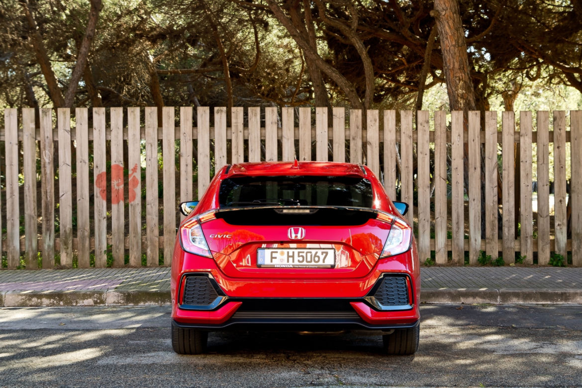 Honda Civic X 1.0 T i-VTEC 129 KM