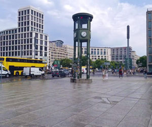Zegar z sygnalizatorem na Potsdamer Platz