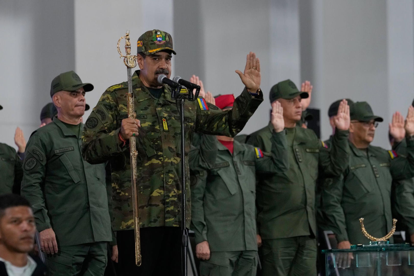 Nicolas Maduro z małżonką zostali schwytani i wywiezieni z kraju