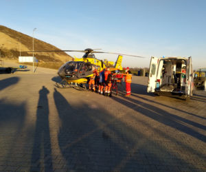 Międzychód: Maszyna PRZYDUSIŁA mężczyznę! Lądował helikopter LPR