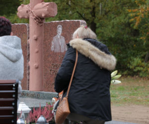 Poświęcenie nowego nagrobka Krzysztofa Krawczyka