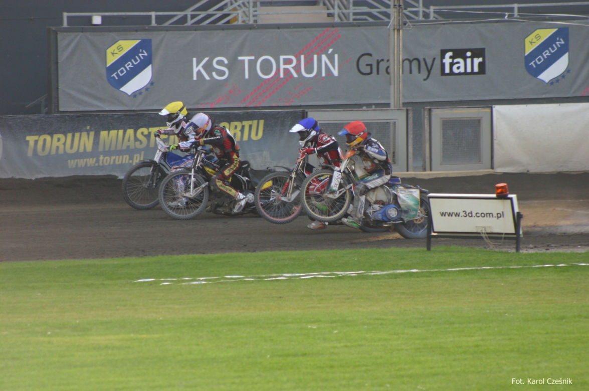 Zaplecze Kadry Juniorów na Motoarenie. Młodzieżowcy rywalizowali w Toruniu - dzień 2