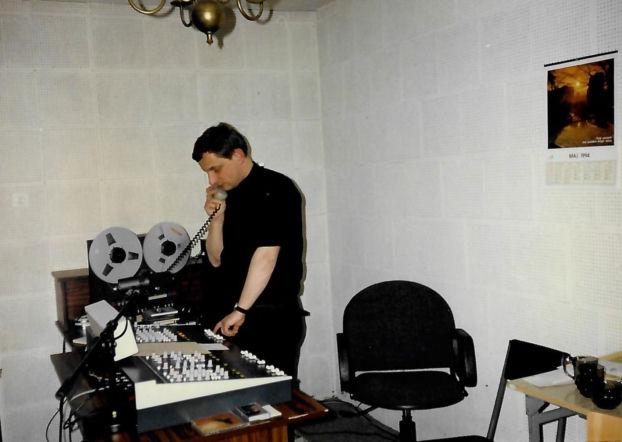 Ks. Krzysztof Zadarko w pierwszym radiu diecezjalnym w Koszalinie