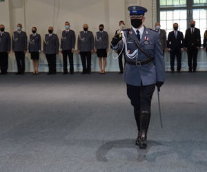 Nowi policjanci na Warmii i Mazurach. Ślubowanie złożyło 45 funkcjonariuszy [ZDJĘCIA]