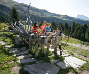 Południowy Tyrol: Rodzinne Lato Wśród Legend, Wody i Leśnych Opowieści