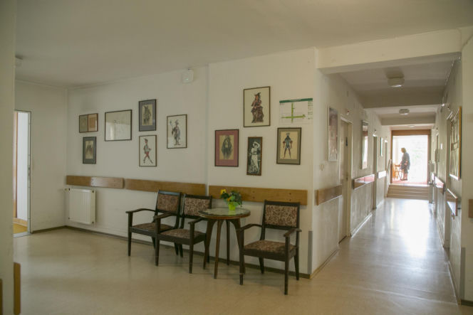 Mieszkańcy domu opieki modlą się za Halinę Kowalską