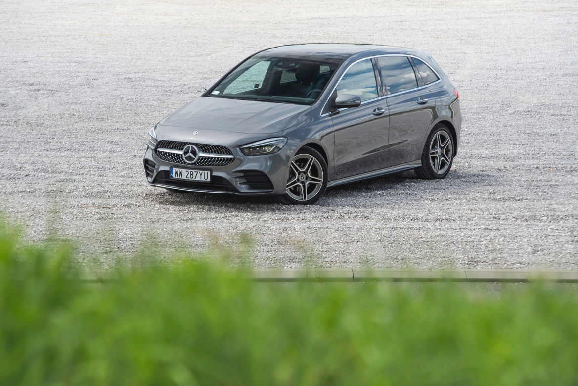 Mercedes-Benz Klasy B 200d 8G-DCT AMG Line 