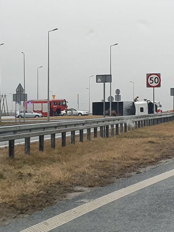 Wypadek na Opolszczyźnie! Utrudnienia na dordze krajowej nr 46 [ZDJĘCIA]