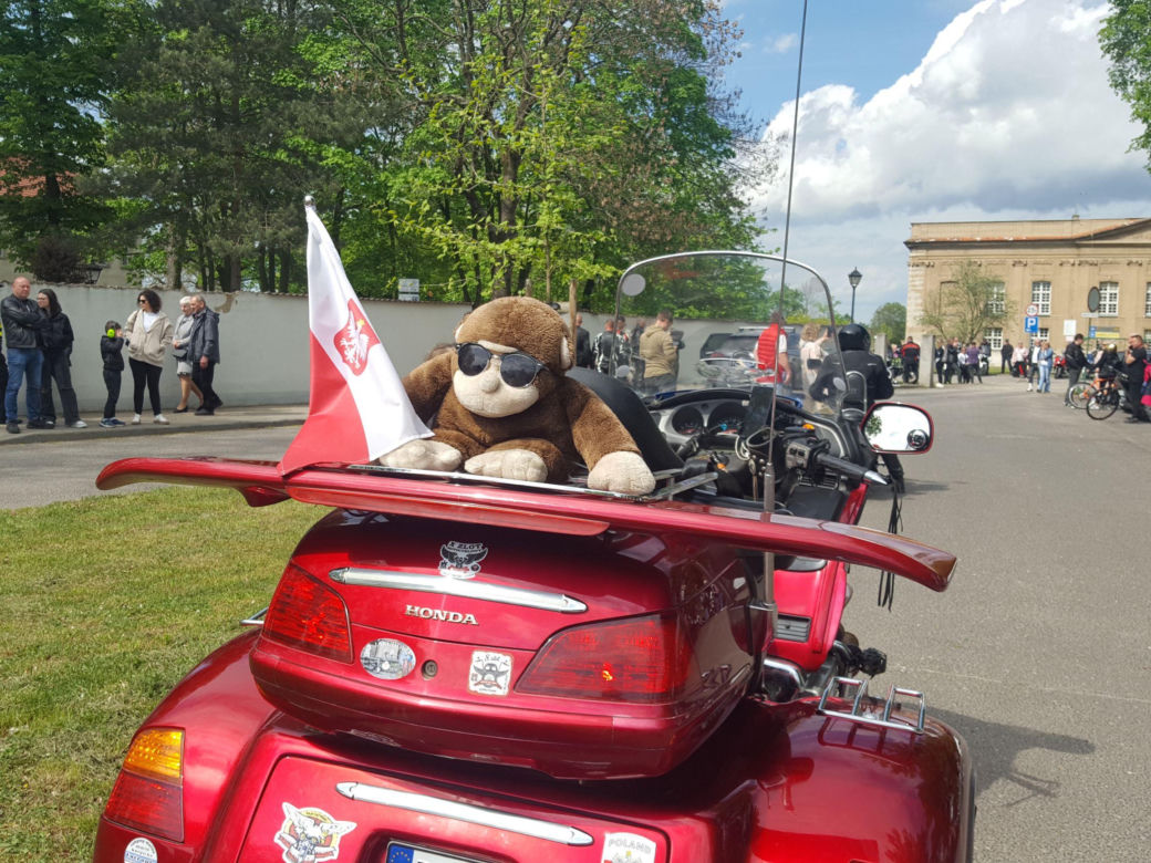 ​Setki motocyklistów na Wiosennym Święceniu Motocykli w Rydzynie