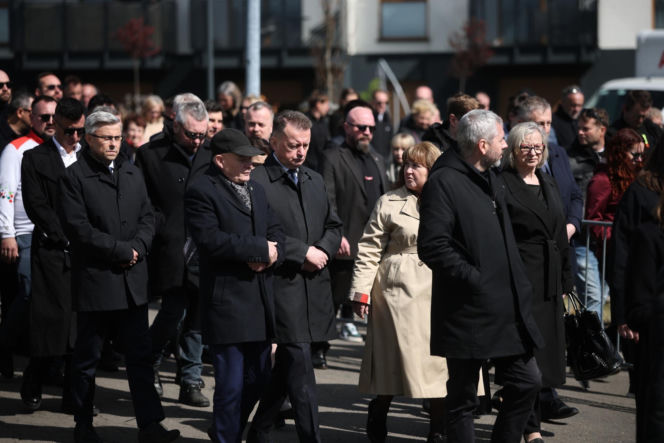 Ból, rozpacz, łzy. Poruszające sceny na pogrzebie Łukasza Litewki