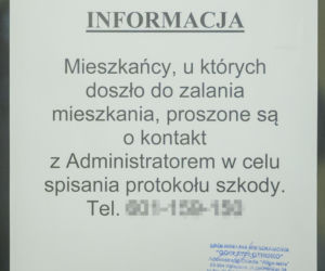 Udało się wejść do zaśmieconego mieszkania na Gocławiu. Wielkie sprzątanie