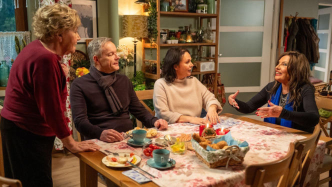 Walentynki z M jak miłość odcinek specjalny. Stefan (Steffen Möller), Simona (Agnieszka Fitkau-Perepeczko), Barbara (Teresa Lipowska), Marysia (Małgorzata Pieńkowska)