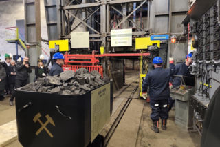 Koniec KWK Bobrek. Wyjechał ostatni wagon z węglem