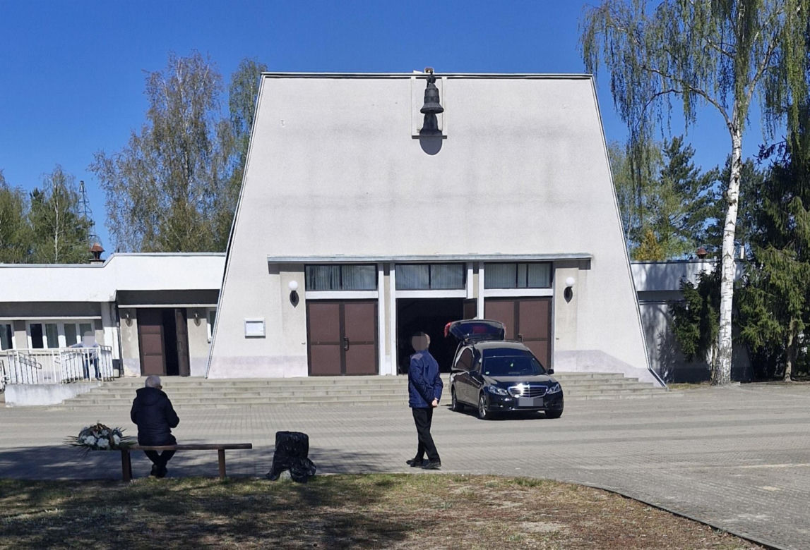 Pogrzeb 4-letniego Szymka. Chłopczyk wypadł z balkonu w Bydgoszczy