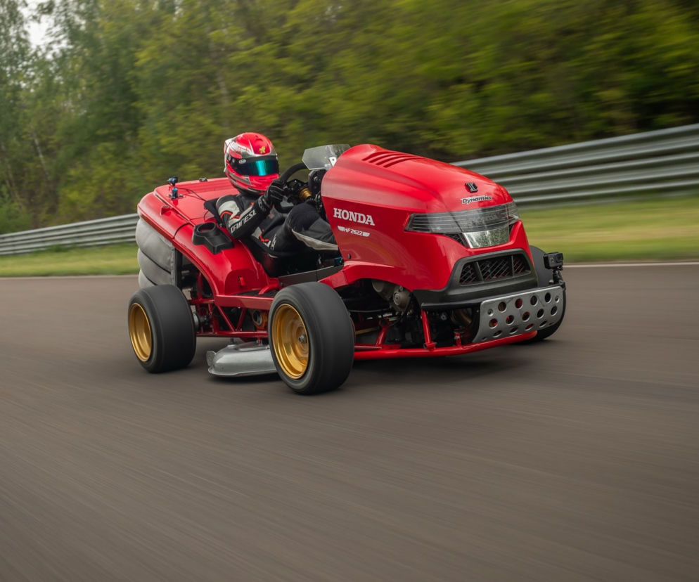 Najszybsza kosiarka świata. Honda ponownie zdobyła rekord Guinnessa