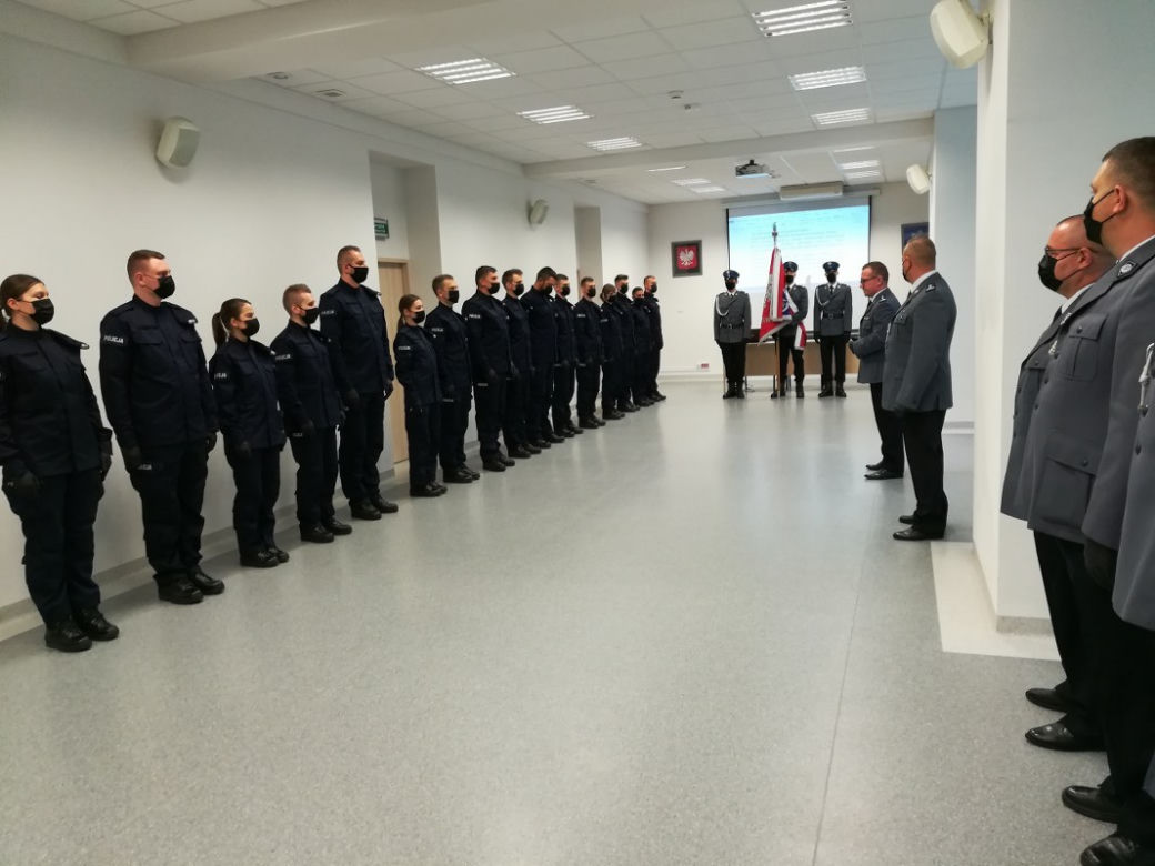 Toruń ma nowych policjantów. Za nami uroczyste ślubowanie 